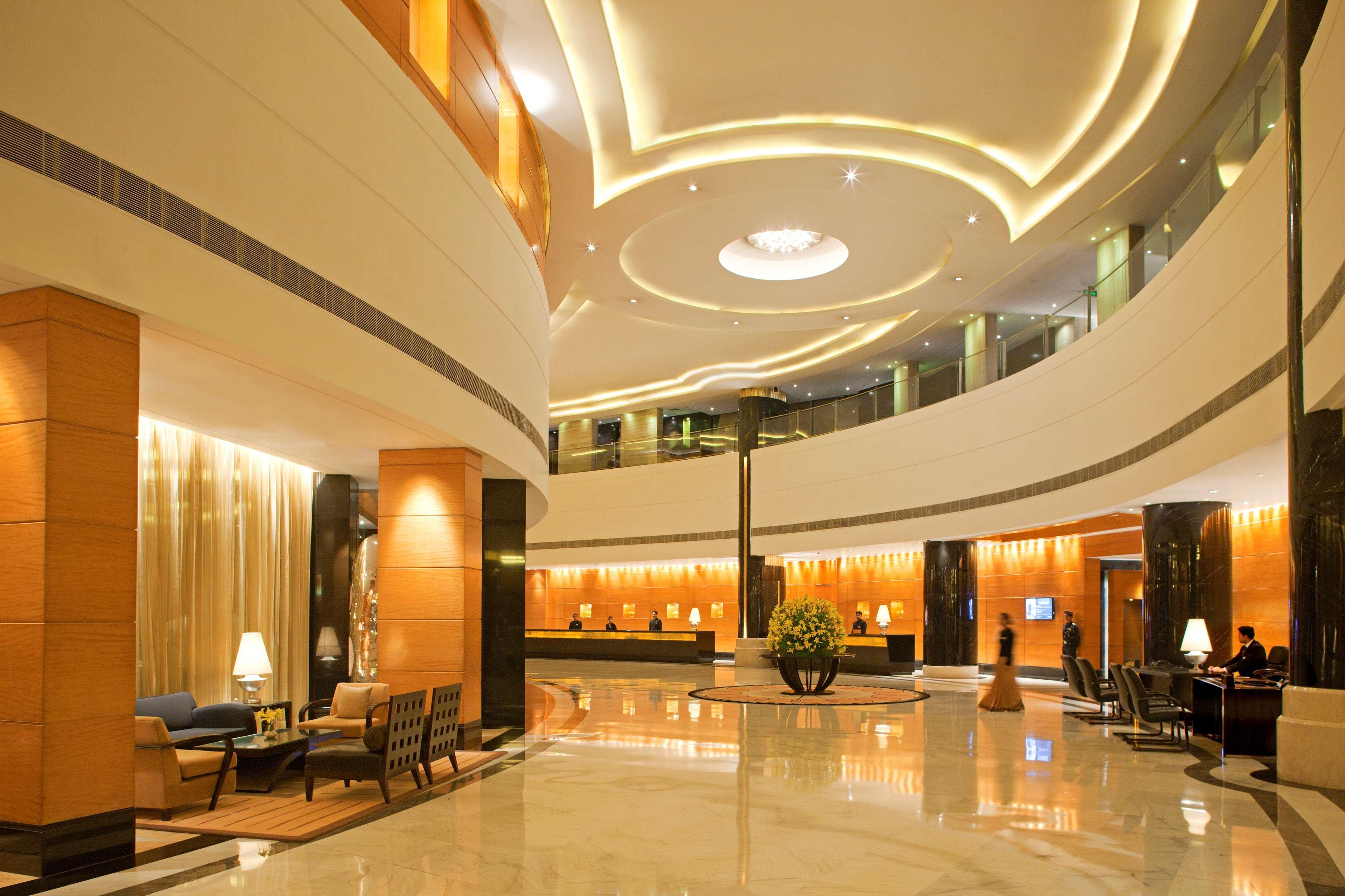 Radisson Blu Plaza Delhi Airport Hotel Nuova Delhi Esterno foto